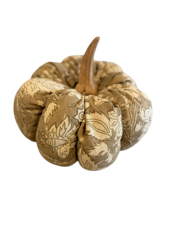 TAUPE SCREEN PRINT PUMPKIN | S
