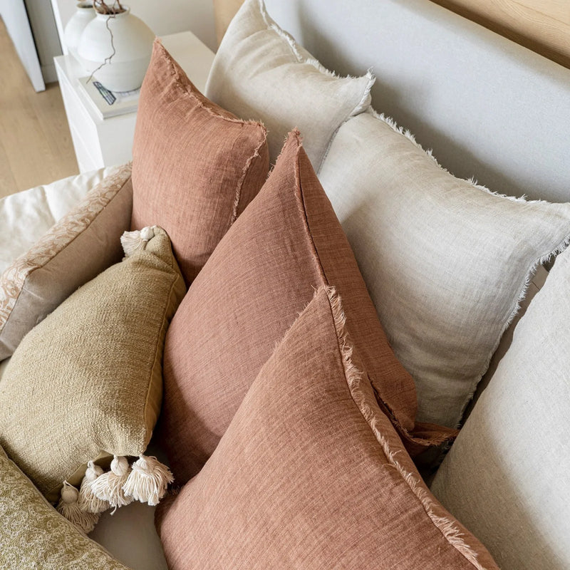 Lina Linen Pillow | Ivory
