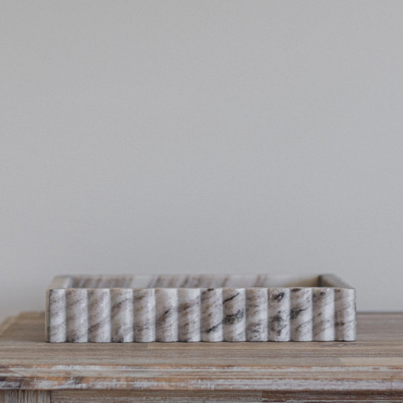 Scalloped Marble Fluted Bridge Tray | Beige