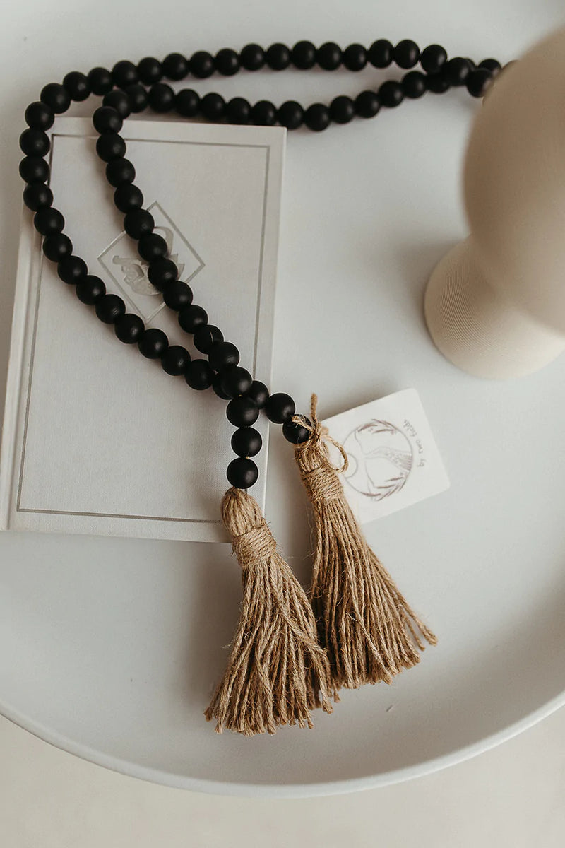 WOOD BEAD GARLAND | BLACK